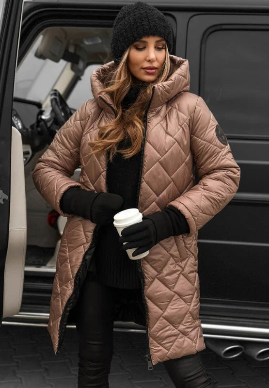 Bogna | Elegantní prošívaná péřová bunda s kapucí