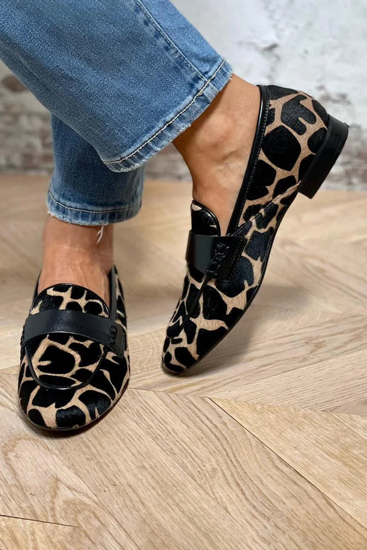 Loafer s potiskem zvířat a elegantním detailem