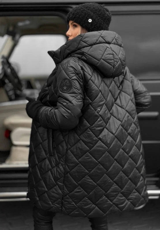 Bogna | Elegantní prošívaná péřová bunda s kapucí