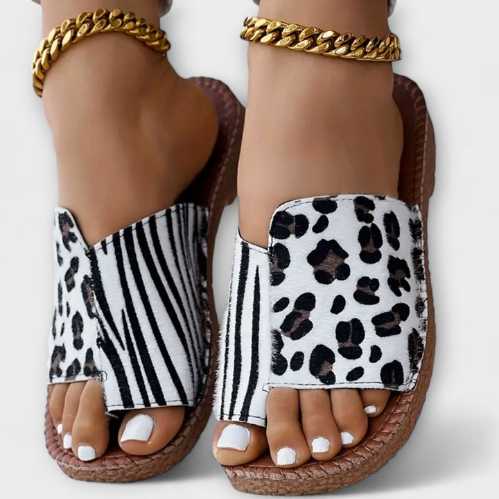 Stylové dvoubarevné pantofle s leopardím vzorem