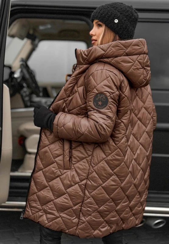 Bogna | Elegantní prošívaná péřová bunda s kapucí
