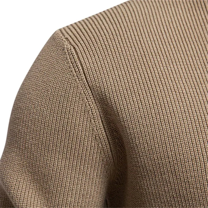 Konrad | Stylový pánský svetr s designem knoflíků