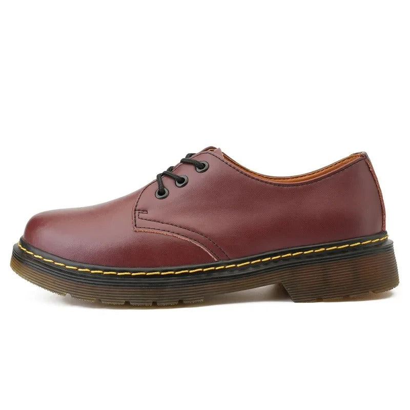 Martens | Elegantní boty s nízkým svrškem